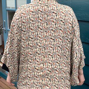 Vintage, silk haori jacket in perfect condition: cream w orange and grey flowers